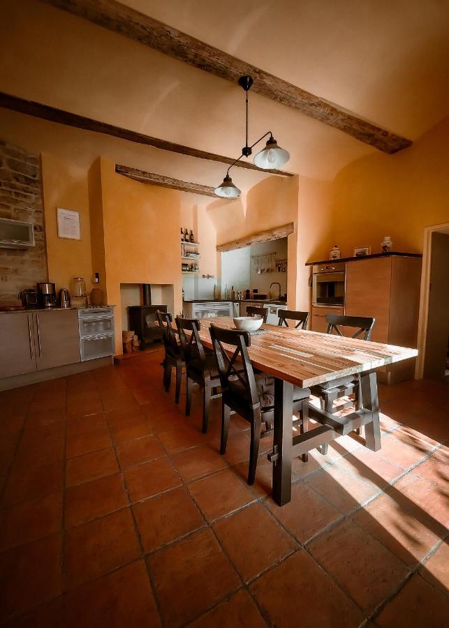 Les Lauriers Roses - Maison D'Hotes Barjac  Exteriör bild